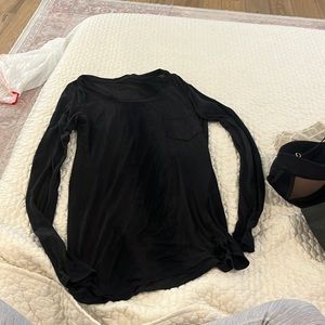 Black Lulu lemon top size 6